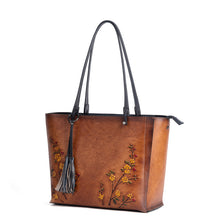 Load image into Gallery viewer, Leather hand-embossed paint bag
